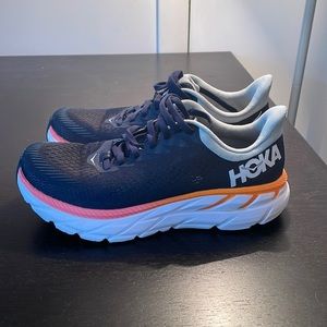 Hoka One One Clifton 7